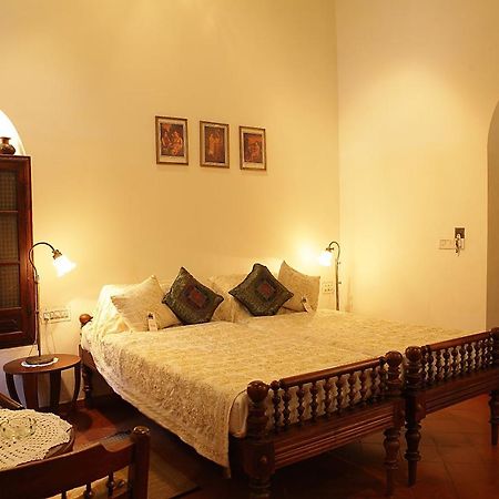 Raheem Residency Hotel Alappuzha Bagian luar foto